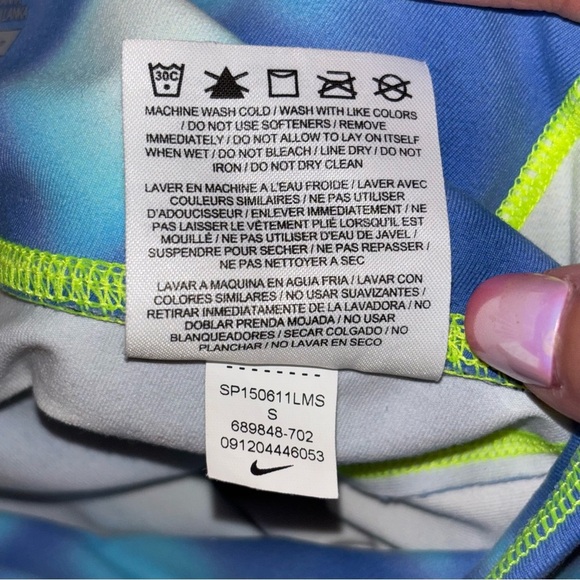 Nike | Legendary Lava Leggings | Dri-FIT Smoke Print | Size S - Picture 8 of 10